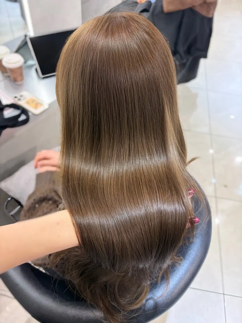 ロング カラー ベージュカラー 透明感カラー ヘーゼル ヘアカラー トリートメント 韓国レイヤー×モテ髪 /MITSUKI🤍のヘアスタイル