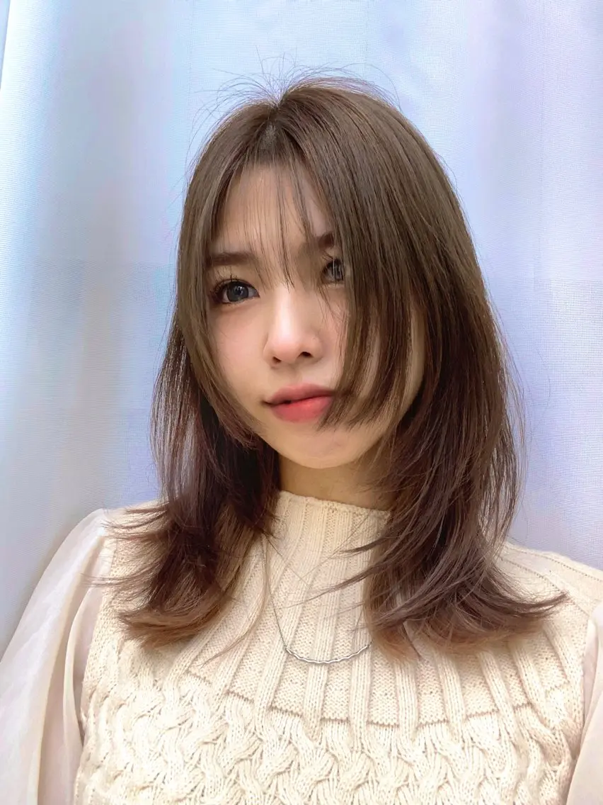 セミロング カラー パーマ ヘアアレンジ 顔まわりレイヤー 顔周りカット 姫カット レイヤーカット 小野寺瑞希 /最小顔カットのヘアスタイル