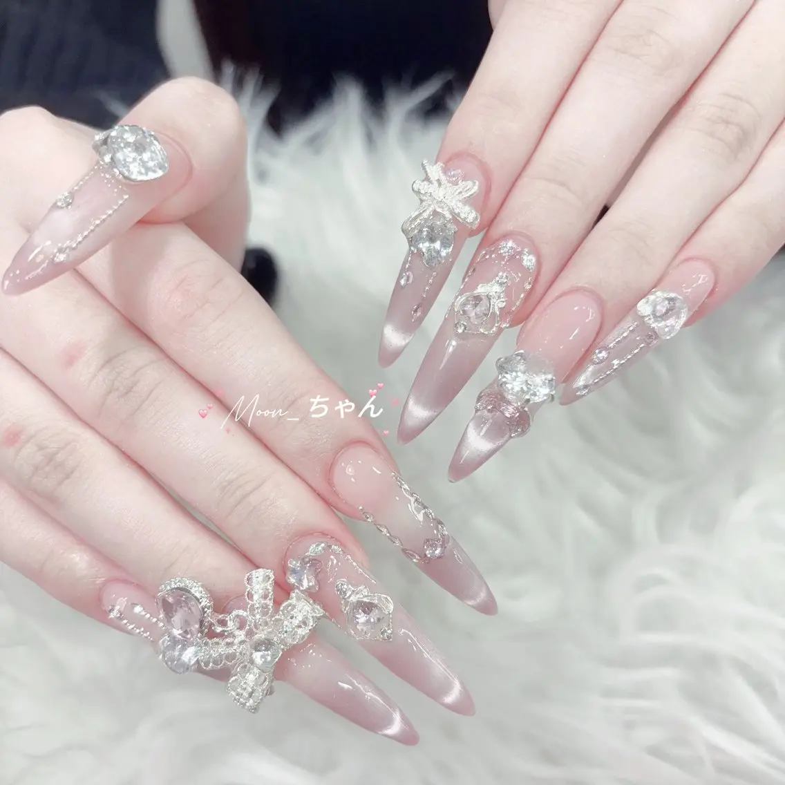ネイル ネイルチップ ハンドネイル MoMoA Nail ネイル長さ出し専門店のネイルデザイン