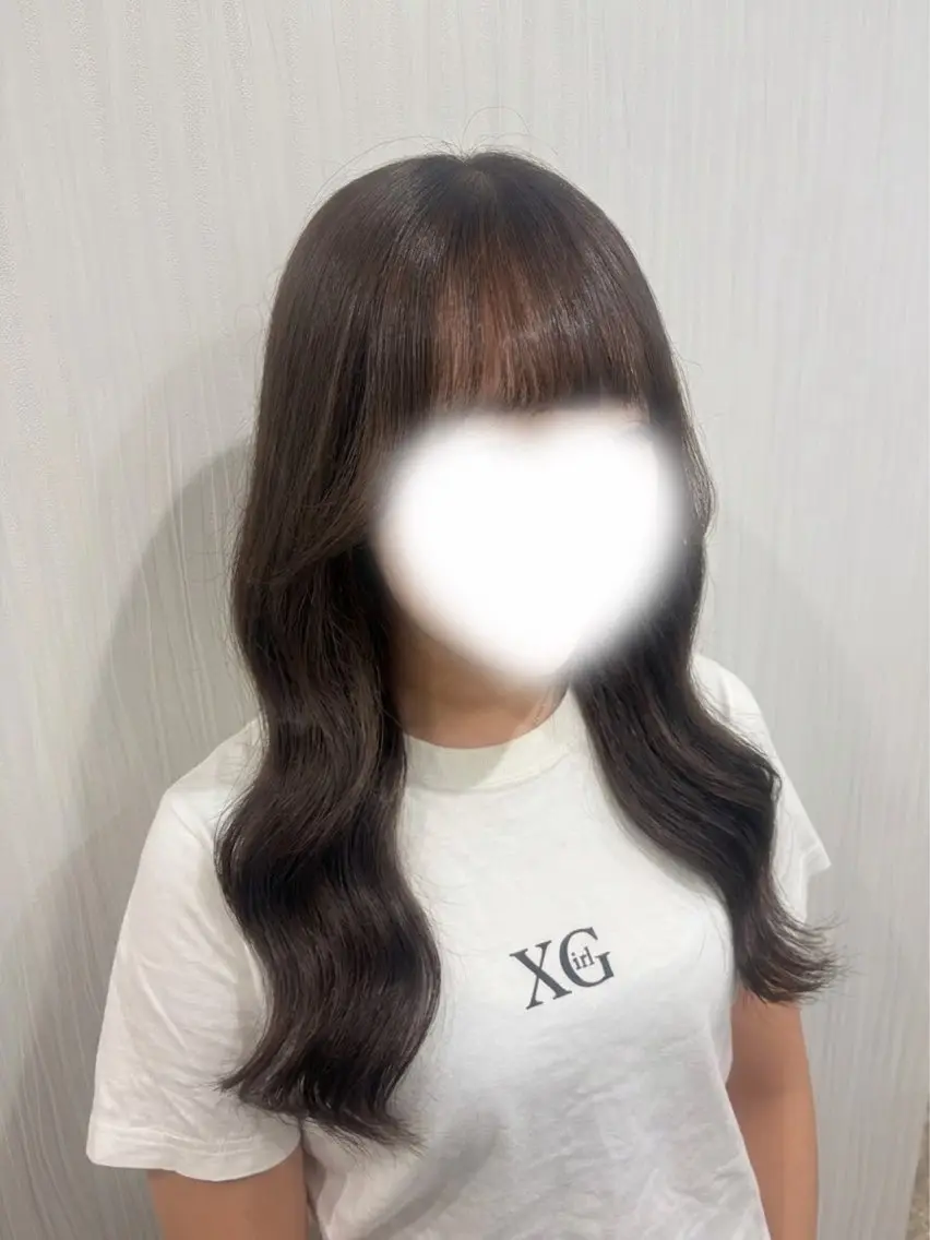 ロング カラー ブリーチ ブラウンカラー 透明感カラー ココアブラウン ブリーチなしカラー AIRI /フロレゾンのヘアスタイル