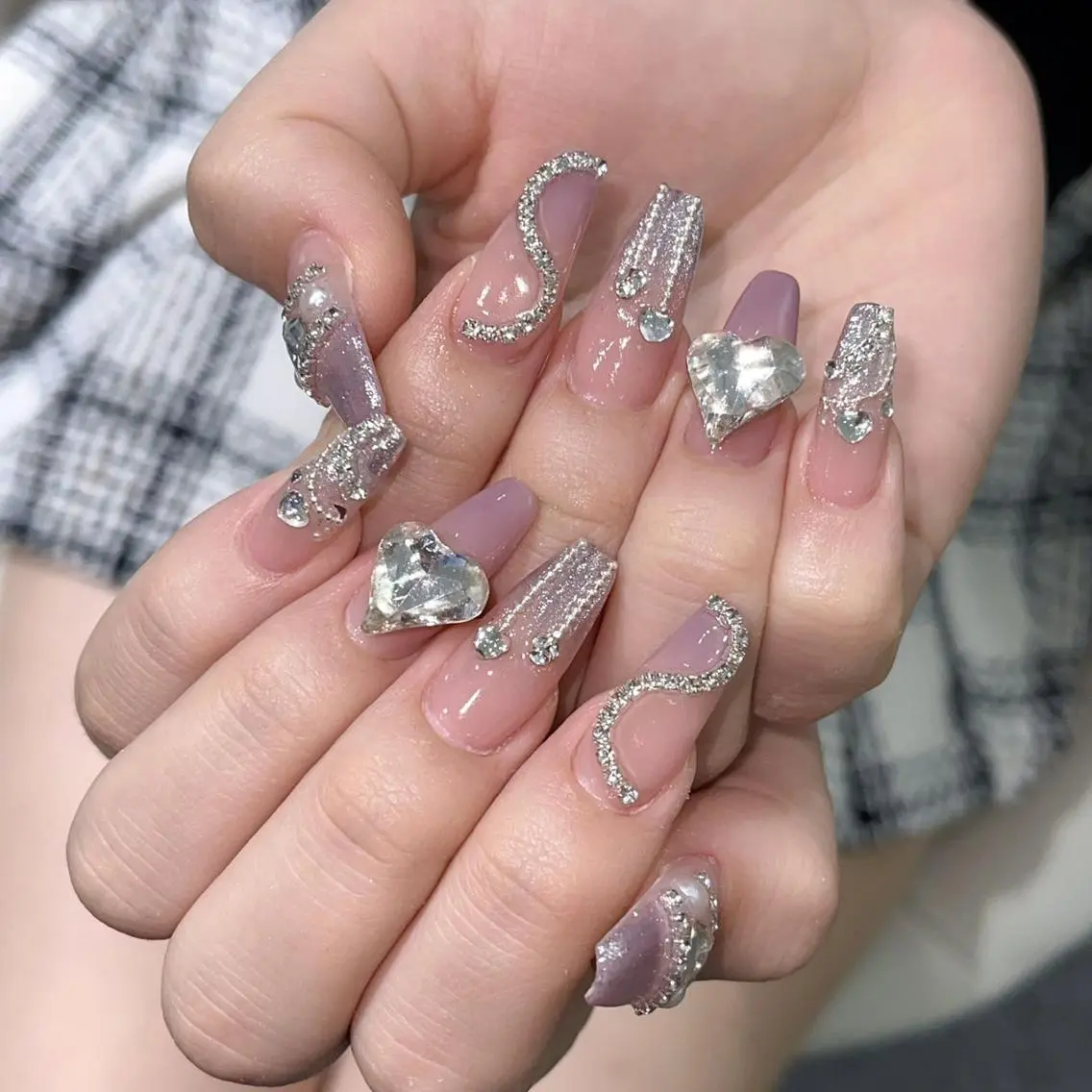 ネイル Queen's ゆなのネイルデザイン