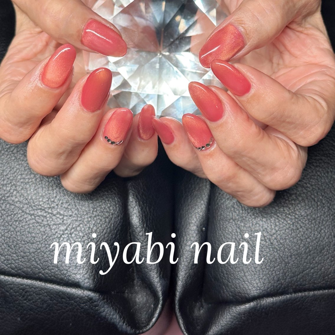 ネイル キラキラネイル マグネットネイル ピンク ストーンネイル ハンドネイル miyabi nail 桂川駅近くのネイルデザイン