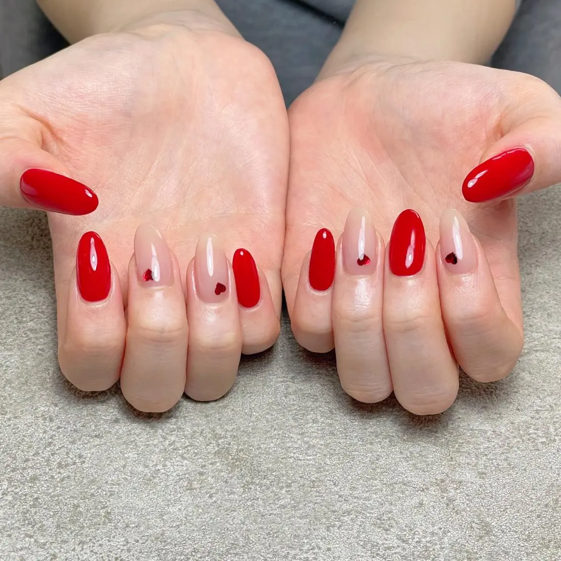 ネイル ホログラムネイル ハンドネイル nailroom DIASOMNIAのネイルデザイン
