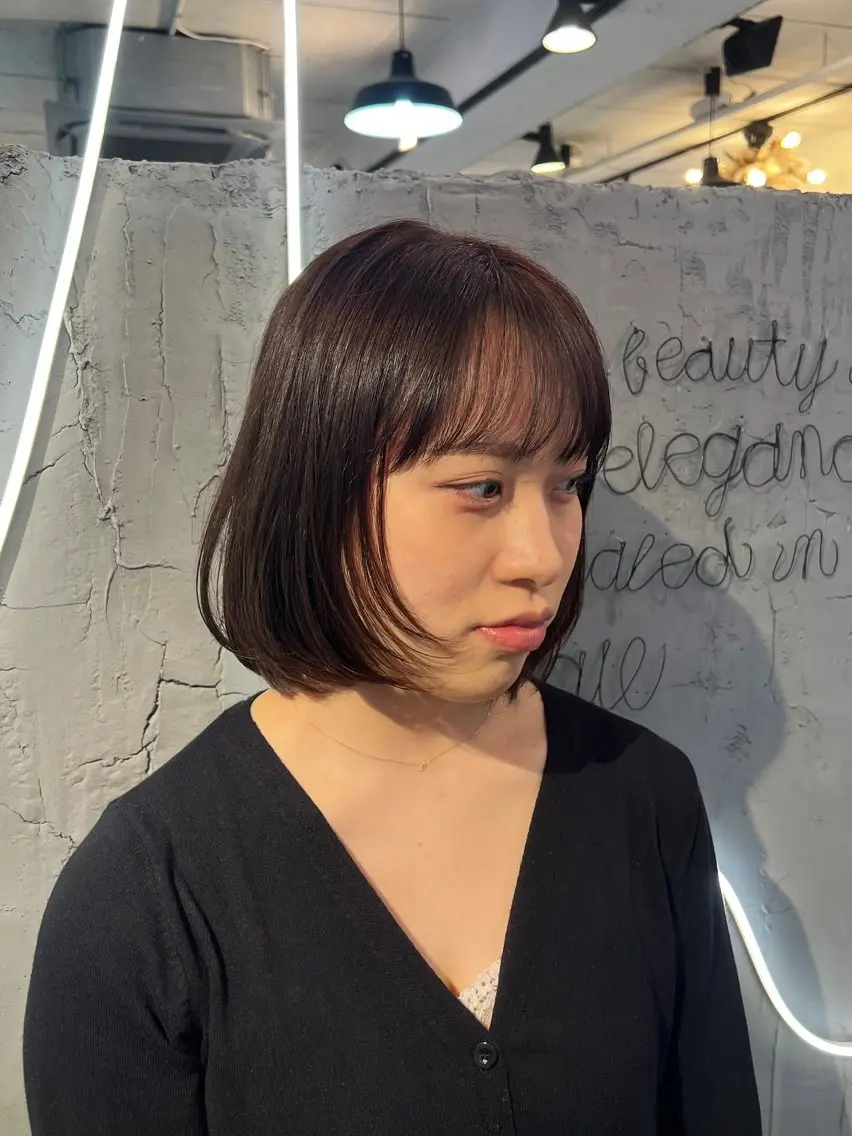 ショート カラー ボブレイヤー ブラウンカラー ショコラブラウン ボブ 顔まわりレイヤー カット ヘアカラー トリートメント いぐちしょうた🫧 VISAGEbaskのヘアスタイル