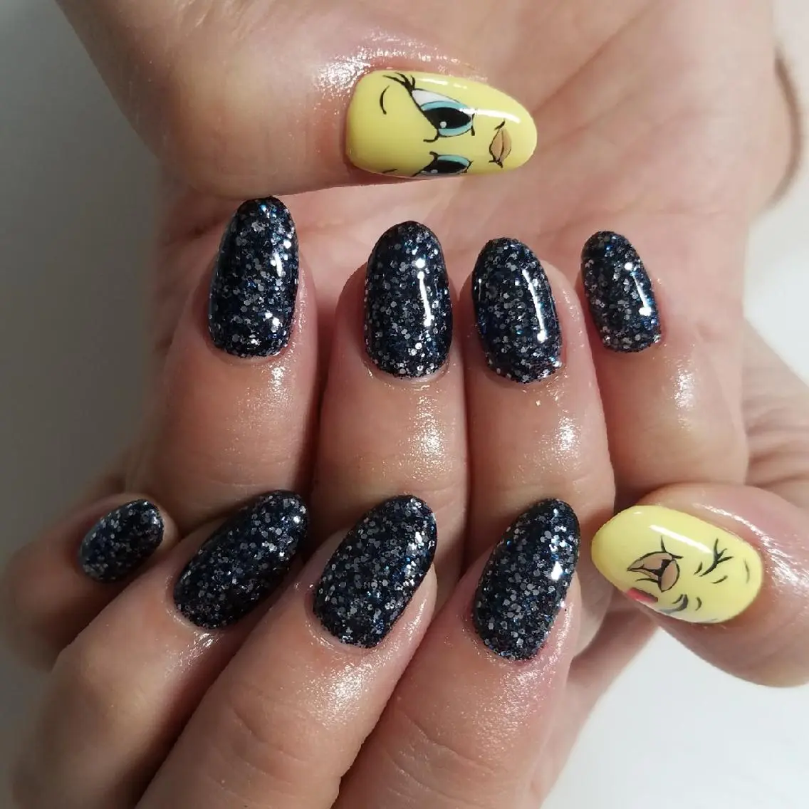 ネイル ･:*+.✳︎˚✧₊ MAKI NAILのネイルデザイン