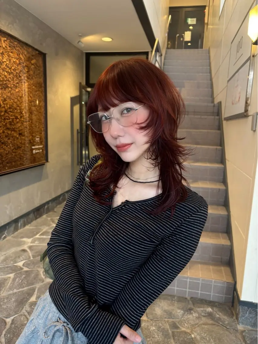 セミロング レイヤーカット ウルフカット ウルフレイヤー カット ヘアカラー トリートメント SHICUNEアサミ /ショート/メンズのヘアスタイル