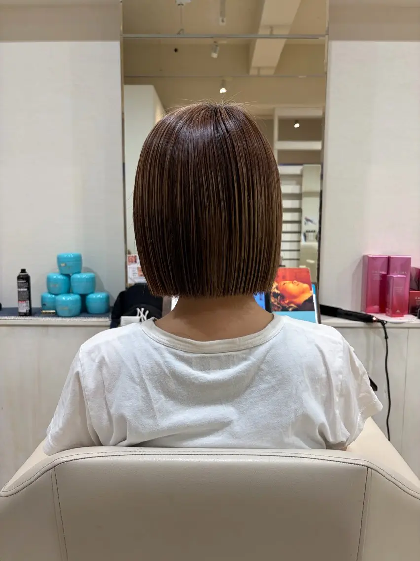 ショート 米田 有里のヘアスタイル