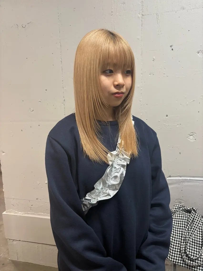 ロング ハイトーン レイヤー🎀meiのヘアスタイル