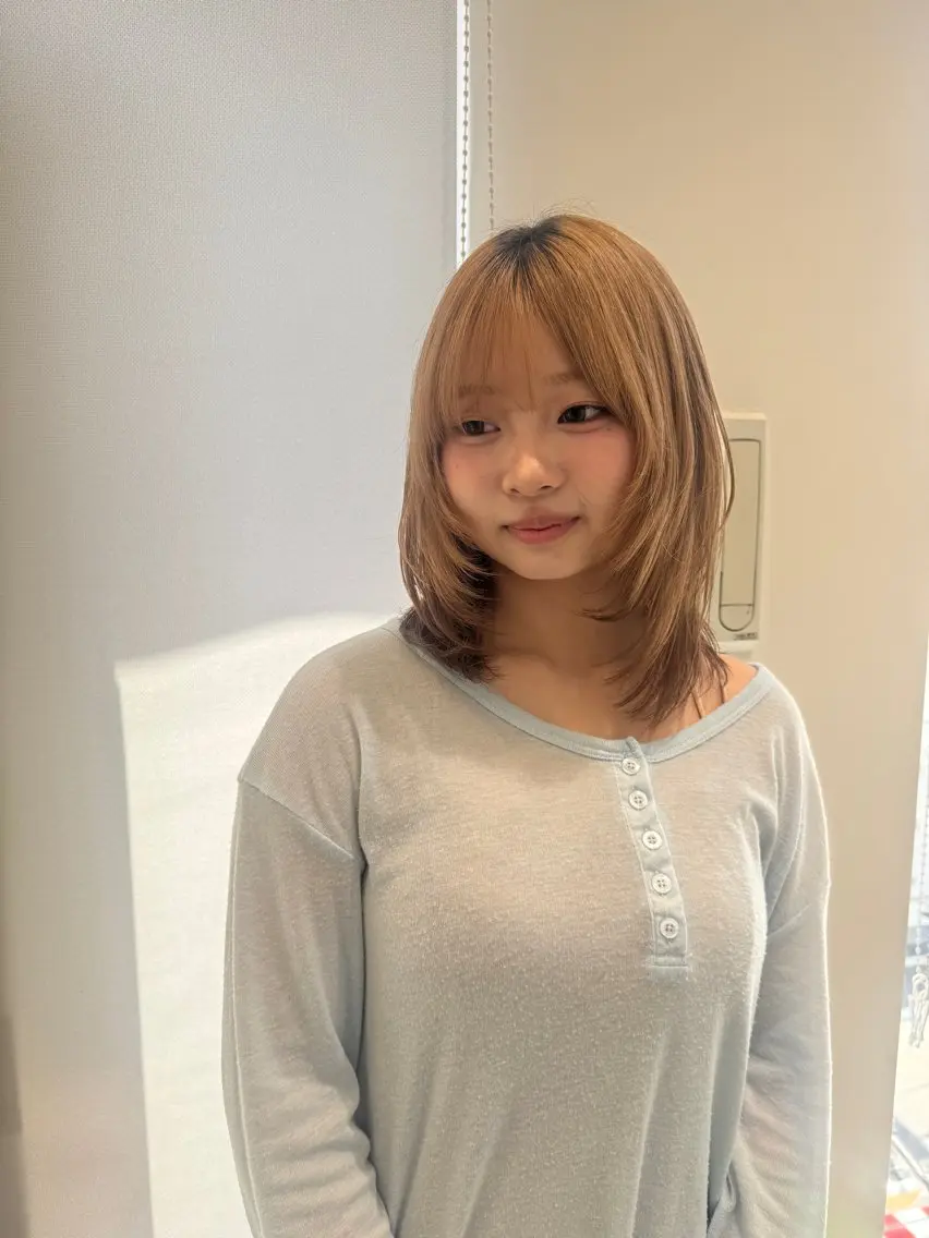 セミロング カット 🎀レイヤーカット/ 𝓡𝓲𝓷🎀のヘアスタイル