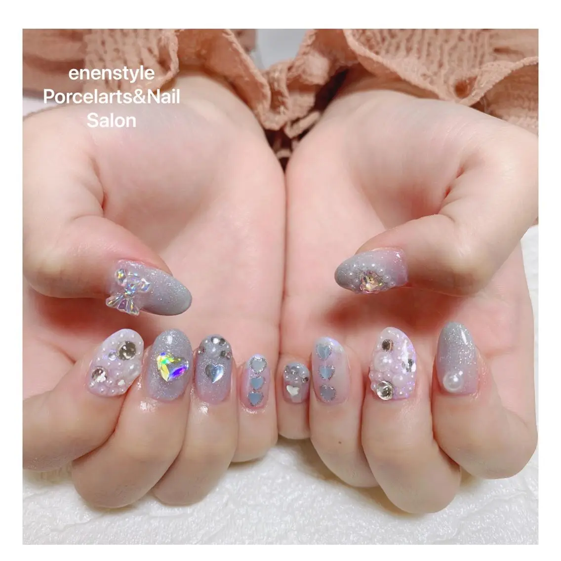 ミディアム ネイル ハンドネイル 🐾enen style 🐾のネイルデザイン