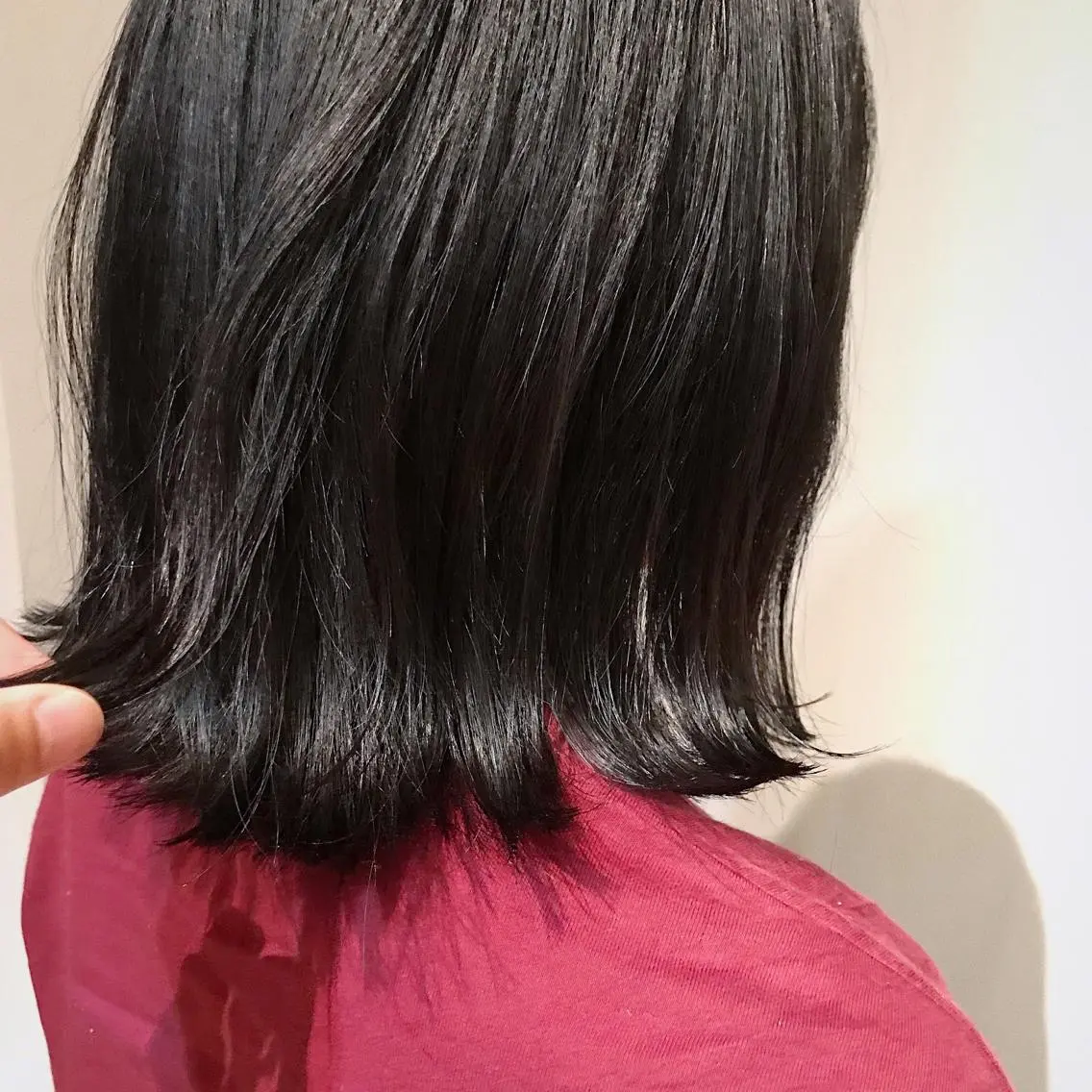ミディアム カラー パーマ ヘアアレンジ 黒髪 透明感カラー グレージュ カット ヘアカラー トリートメント 松田 亮葉のヘアスタイル