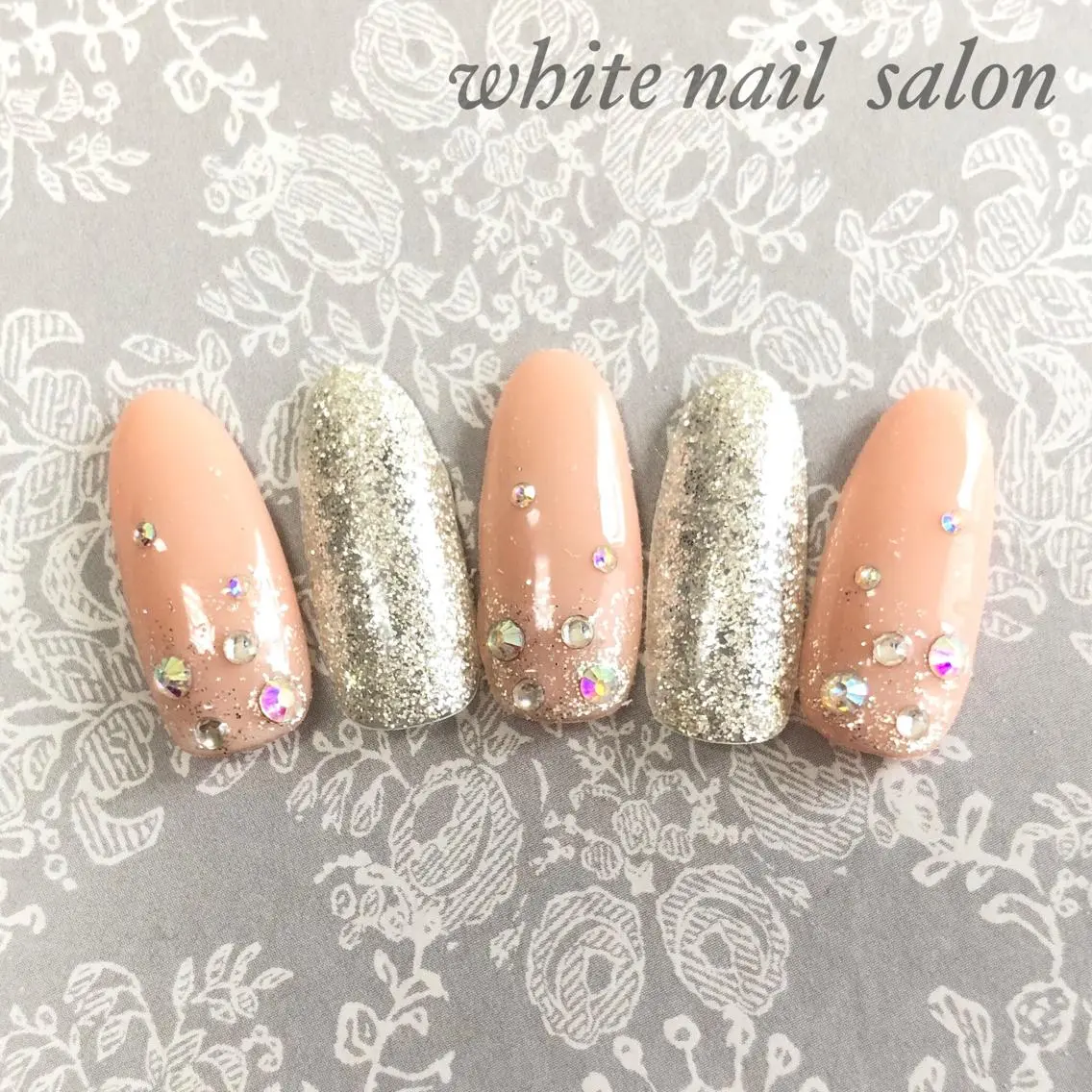ネイル フットネイル ジェルネイル ハードジェル オフィスネイル スカルプネイル ハンドネイル white nail salonのネイルデザイン