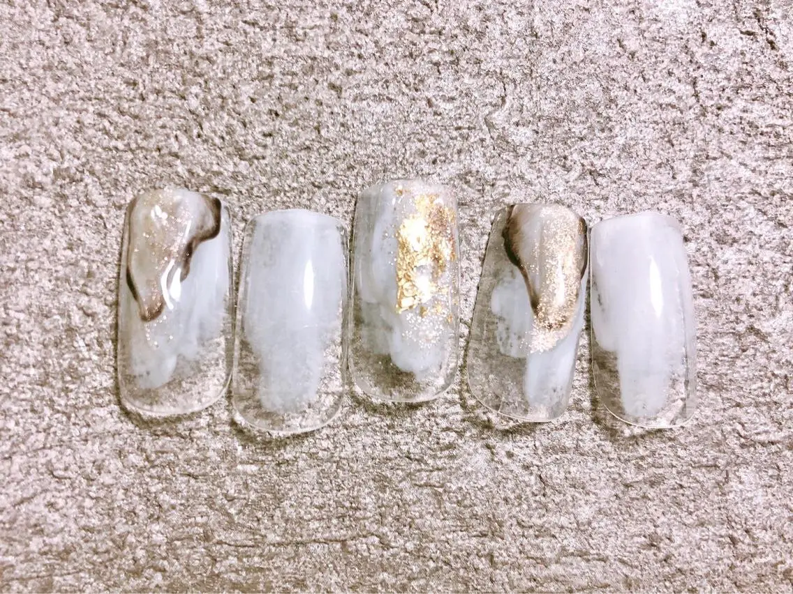 ネイル mogunail &blowのネイルデザイン