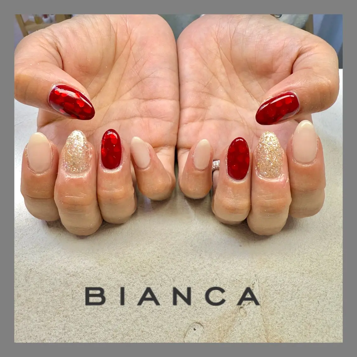ネイル ハート ハンドネイル Bianca TORII🌞のネイルデザイン