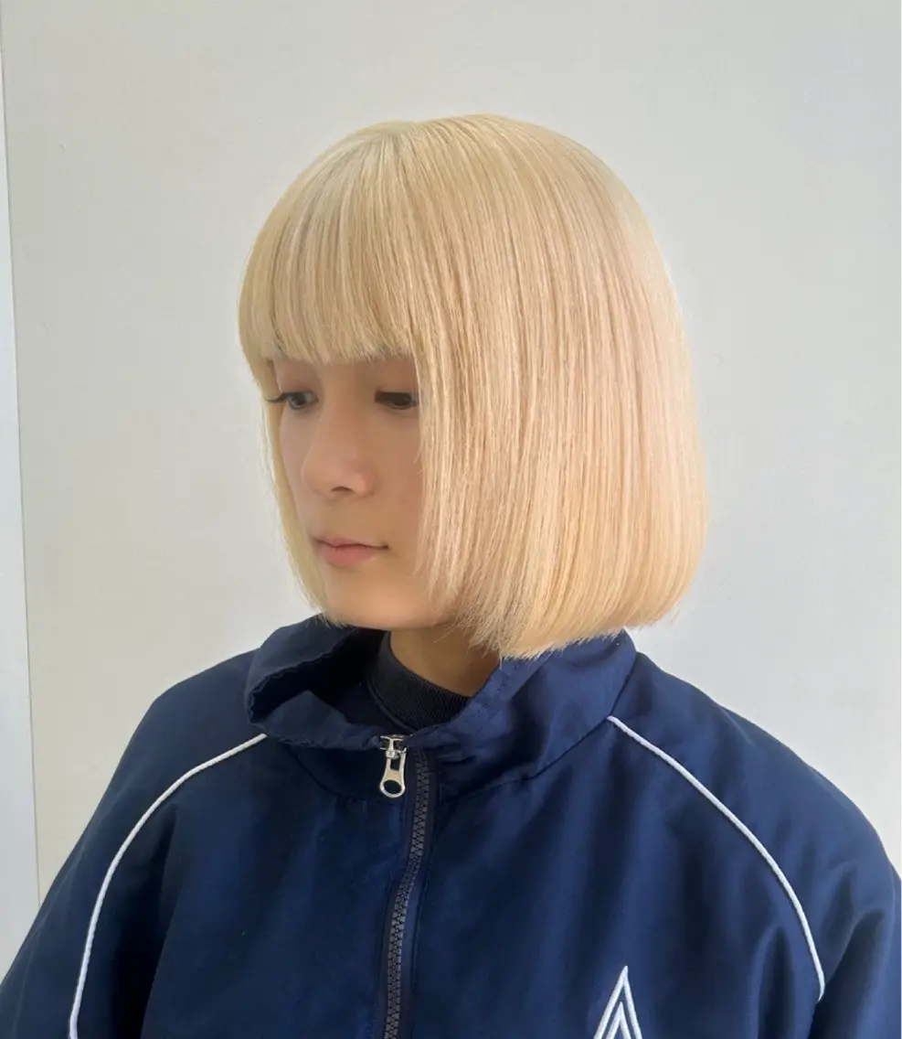 カラー ブリーチ 抜きっぱなしブロンド カット ヘアカラー トリートメント 🎀艶ハイトーン特化 🎀セナのヘアスタイル