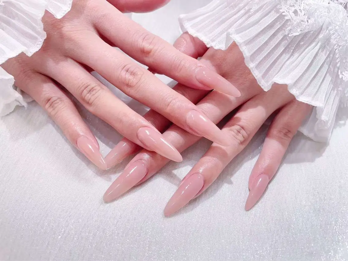 ネイル チークネイル 長さ出し フレンチネイル ガーリー 韓国ネイル SunNail池袋駅 ワンホンネイルのネイルデザイン