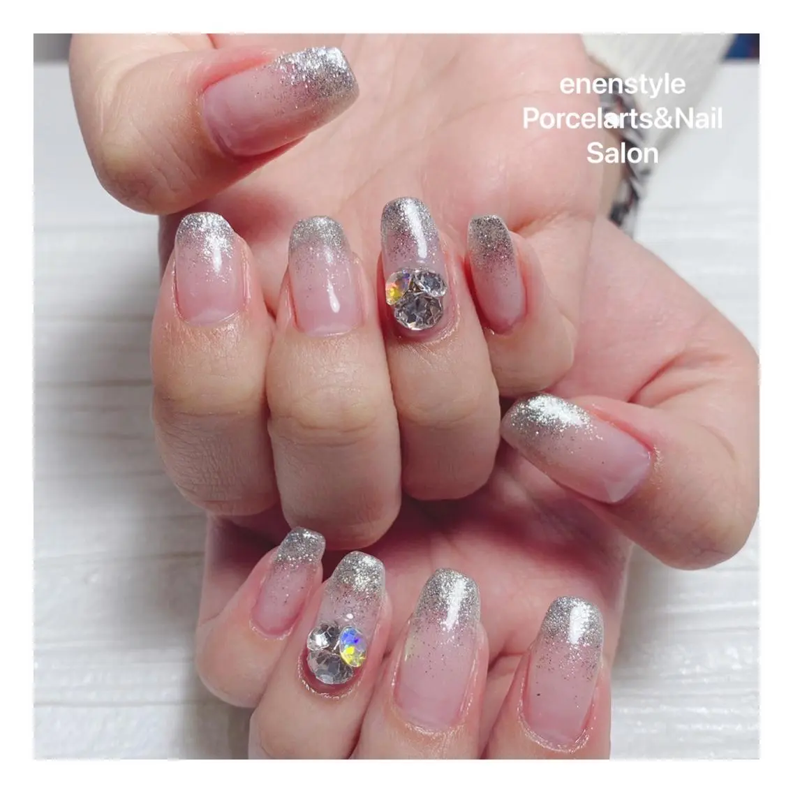 ミディアム ネイル 🐾enen style 🐾のネイルデザイン