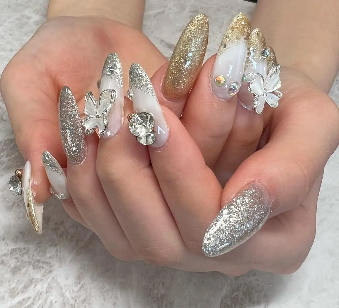 ネイル 韓国ネイル nailsalon Tree Topの眉毛・アイブロウイメージ