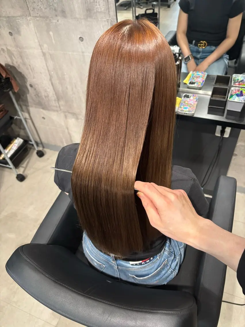 ロング カラー ブリーチ ブラウンカラー ダブルカラー ブリーチなしカラー カット ヘアカラー トリートメント _WHITE / KENTOのヘアスタイル