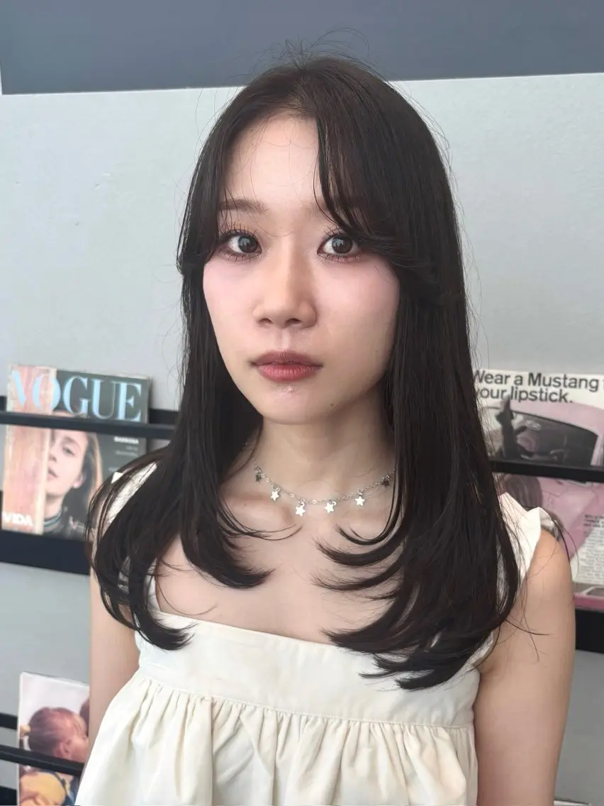 セミロング カラー カット ヘアカラー 透明感カラー/ レイヤーkotonoのヘアスタイル