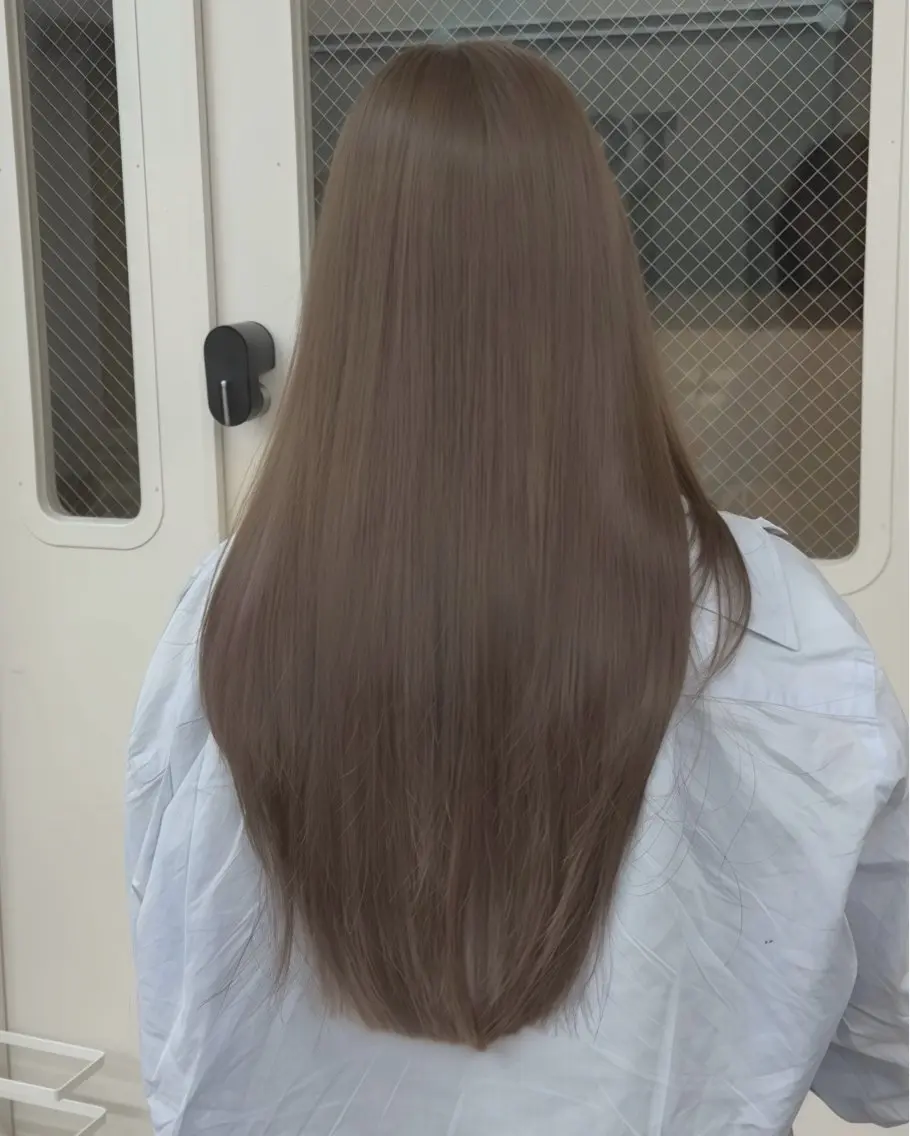 ロング カラー ブリーチ グレージュ ブリーチなしカラー カット ヘアカラー トリートメント 高橋大樹/グレー ジュ/ブリーチなしのヘアスタイル