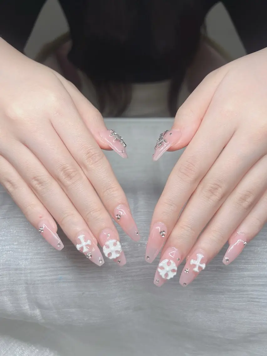 ネイル 長さ出し グラデーション 卒業式 キラキラネイル マグネットネイル ハンドネイル Lee Nails チップ長さだし専門店のネイルデザイン