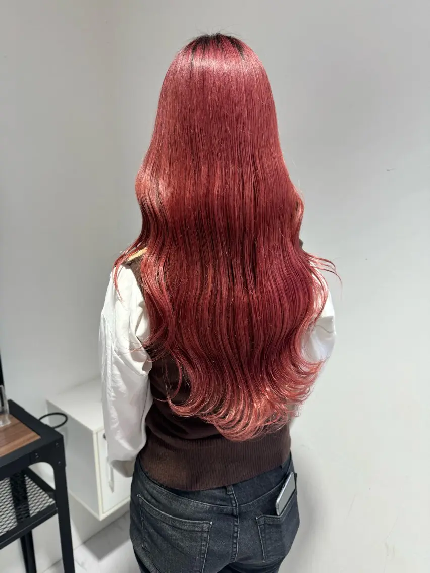 ロング カット ヘアカラー 小谷野 真優のヘアスタイル