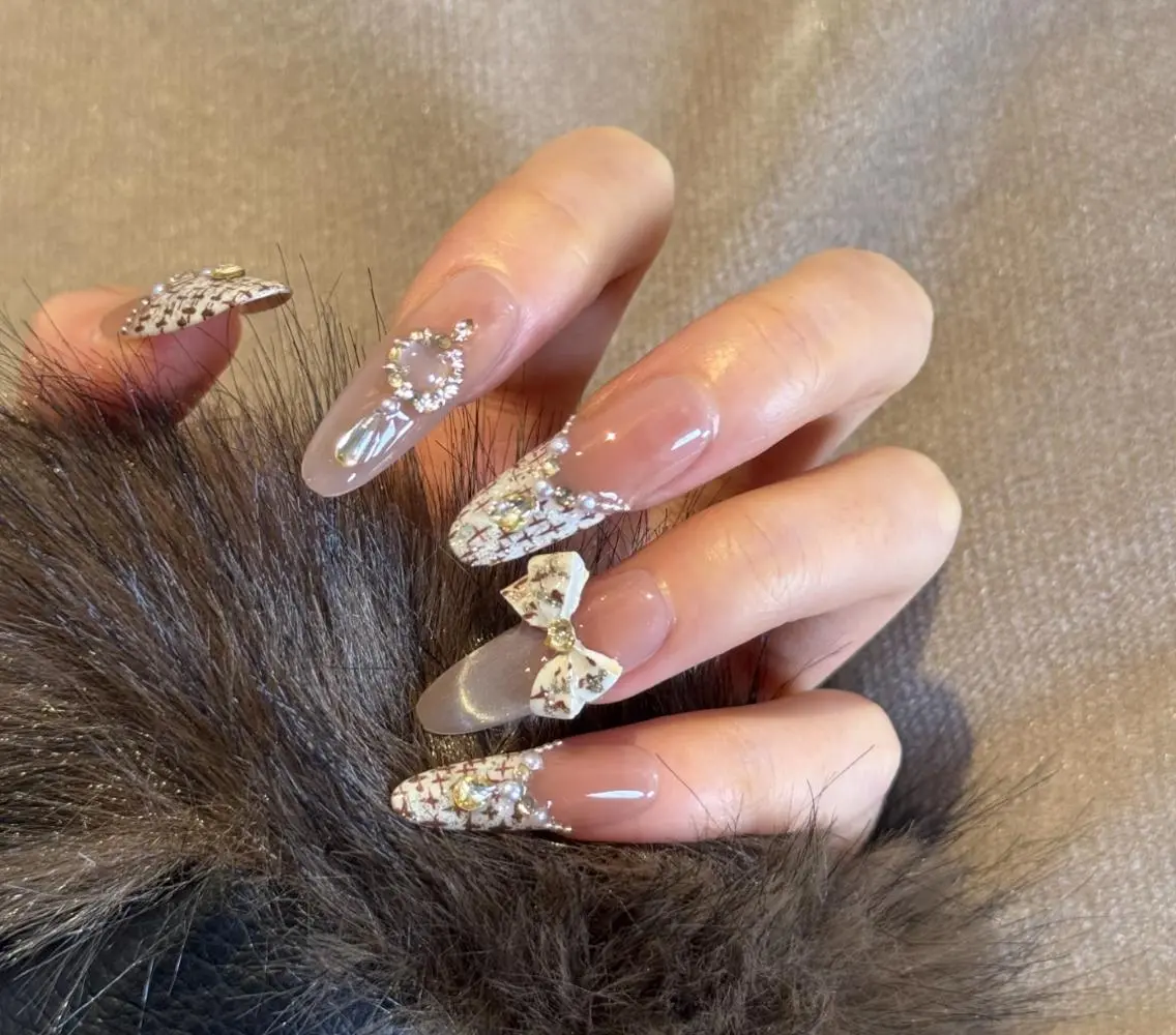 ネイル ハンドネイル Pure&Rich Nailのネイルデザイン