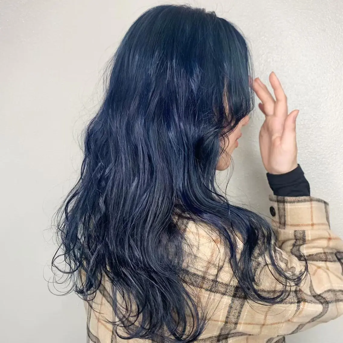 セミロング カラー ヘアアレンジ パーマ マツエク・マツパ ネイル アイブロウ ショートボブ セミロングパーマ バレイヤージュ ブリーチ ケアブリーチ カラー特化サロン大阪 ルービック江坂/新城のヘアスタイル