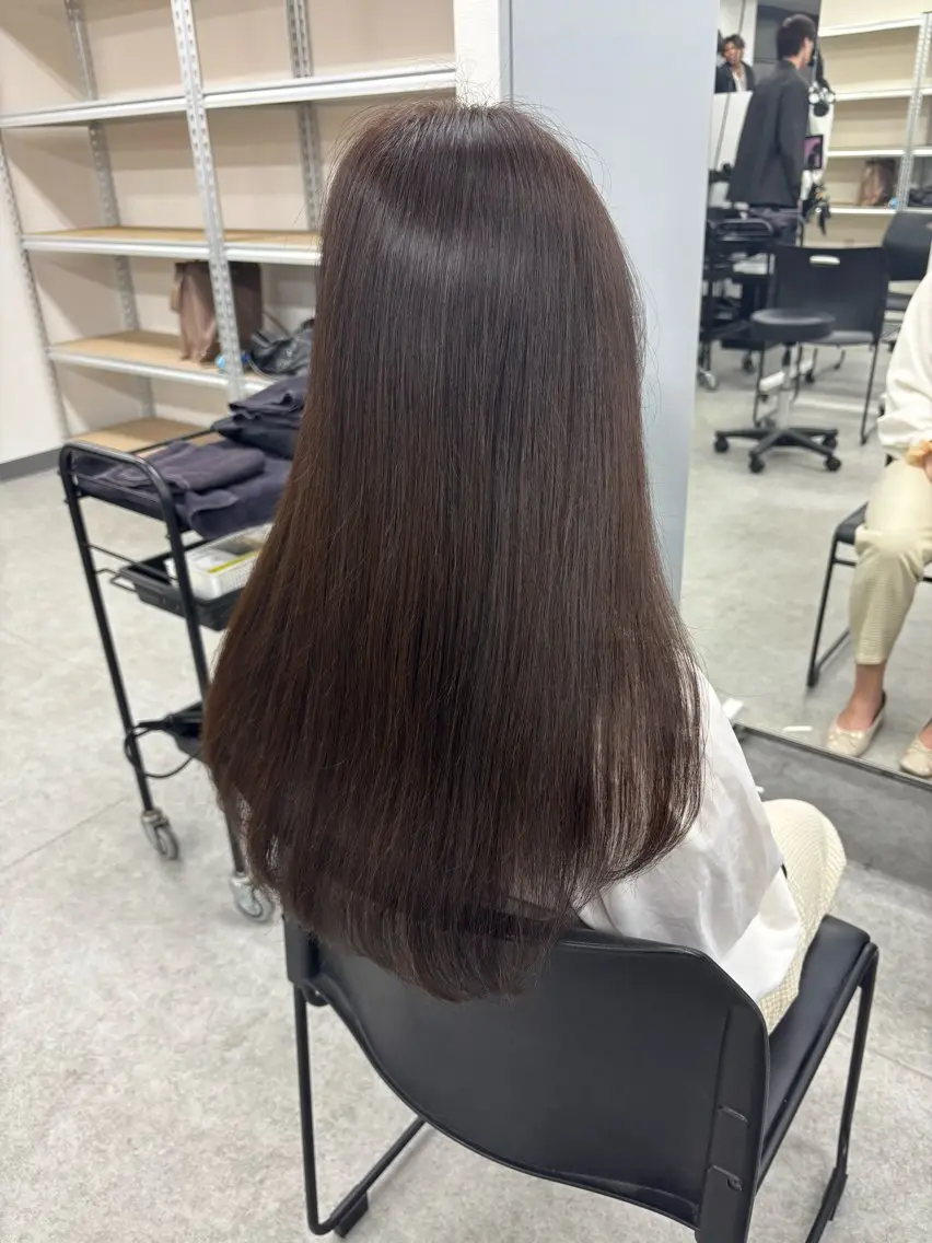 カラー ヘアカラー トリートメント 🌿‬透明感ベージュ 🫧ひなの🧸のヘアスタイル