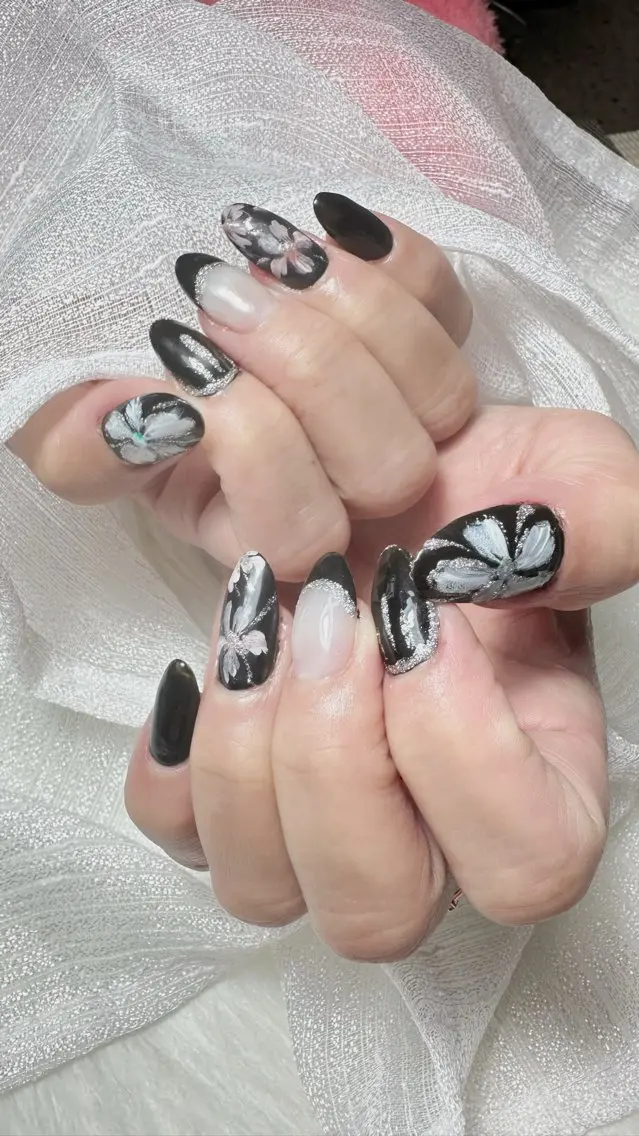 ネイル ハンドネイル HANA NAILのネイルデザイン