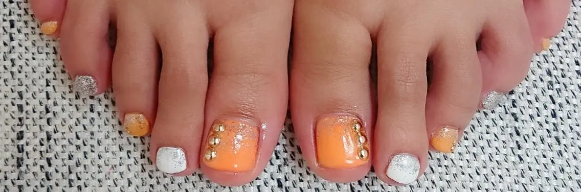 ネイル 🍒当日もOK🍒 𝑳𝑼𝑵𝑨花井のネイルデザイン