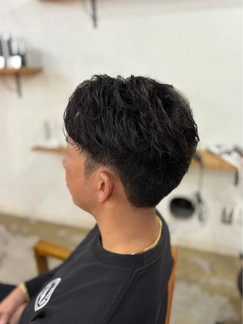 パーマ メンズ メンズパーマ ニュアンスパーマ 金子 千登のヘアスタイル