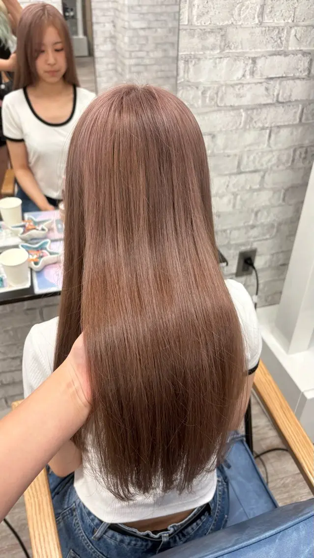 ロング カラー みはね🎀໒꒱ ヘアメ/ハイトーンのヘアスタイル