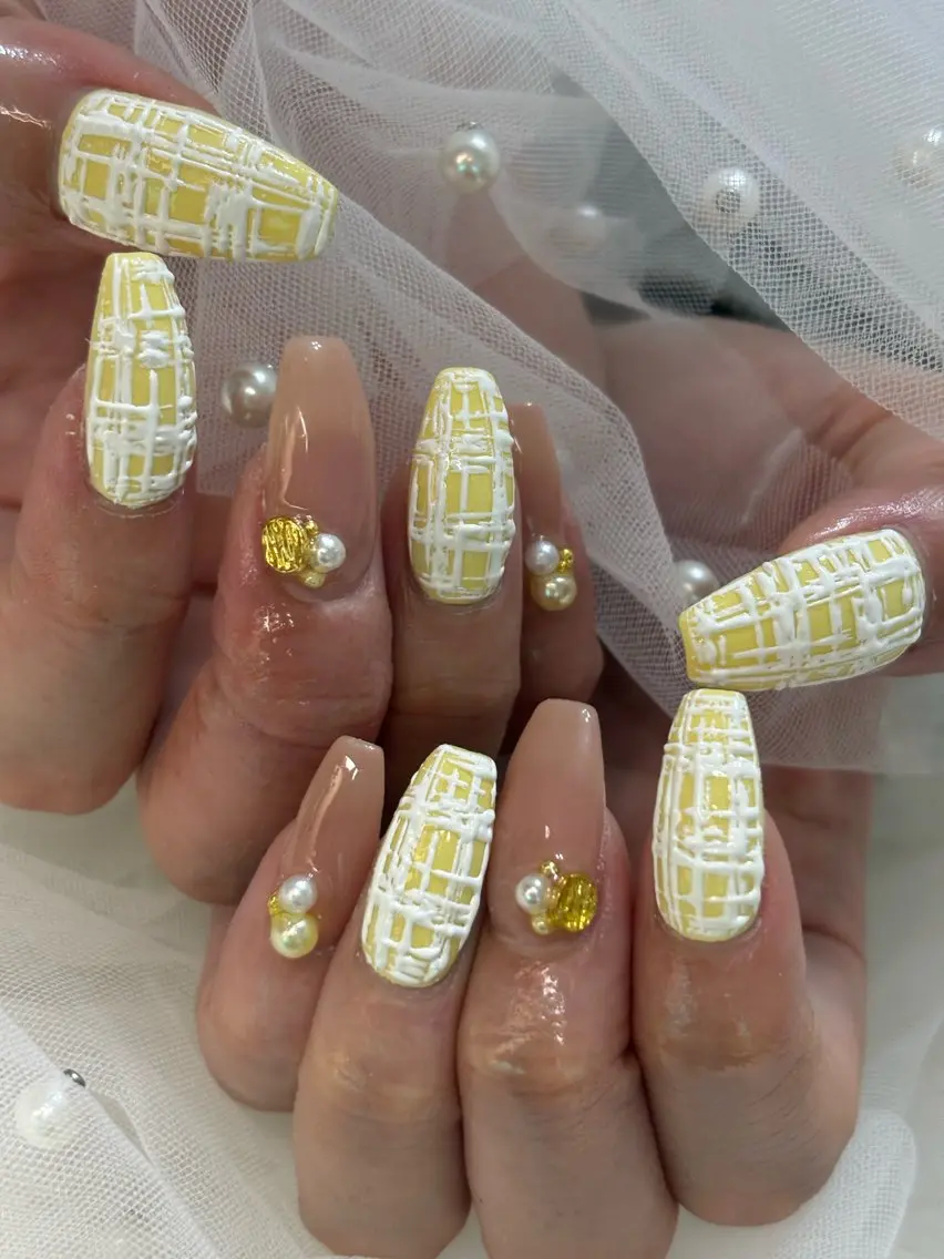 ネイル ハンドネイル フットネイル ✴︎ Delightのネイルデザイン