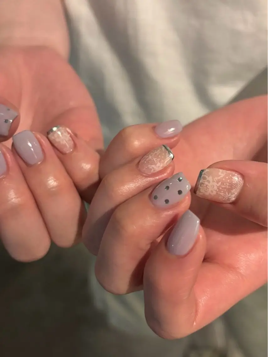 ネイル Manon Tomiのネイルデザイン