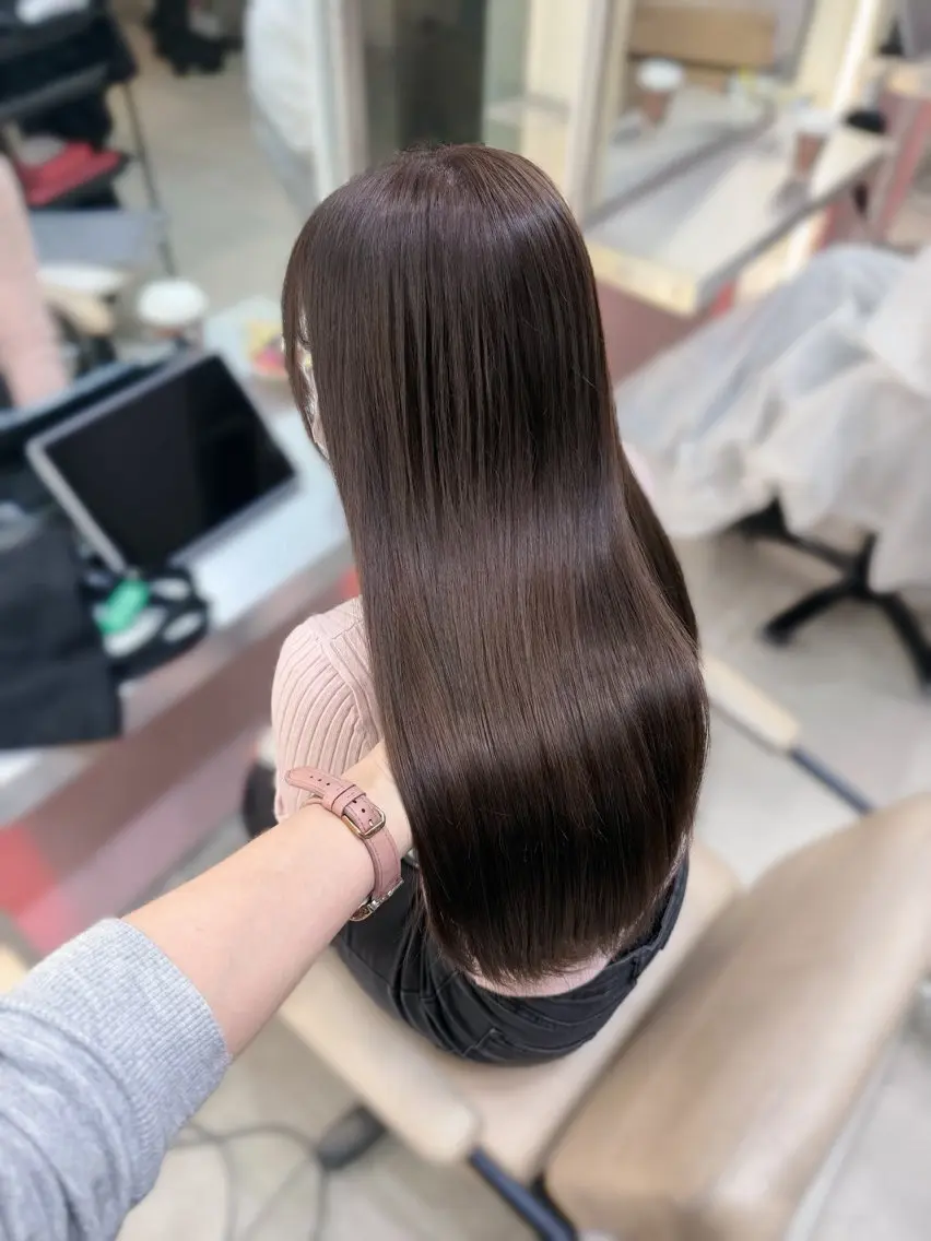 ロング カラー ブリーチ 透明感カラー ダブルカラー カット ヘアカラー トリートメント 上品モテガーリー Rena🎀のヘアスタイル