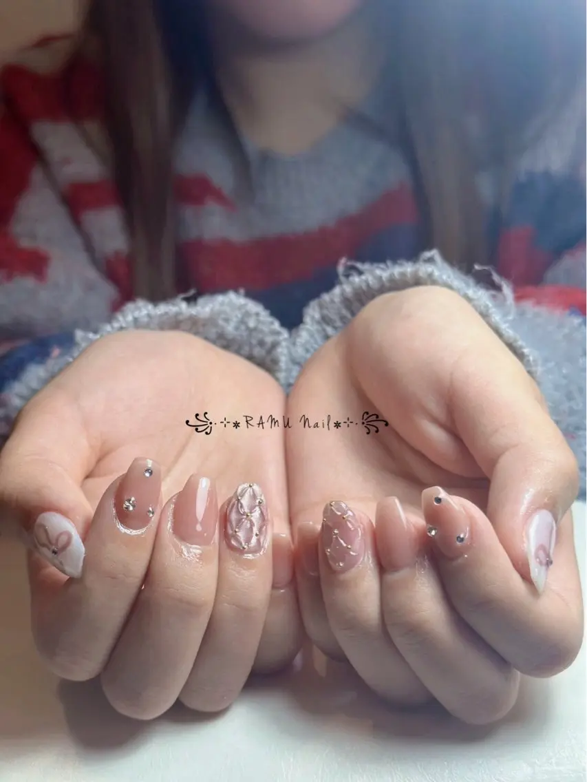 ネイル キラキラネイル マグネットネイル ミラーネイル ピンク ワンホンネイル ハンドネイル RAMU Nail 恵比寿店のネイルデザイン