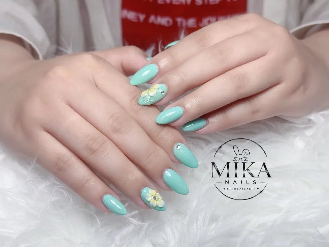 ネイル ガーリー キラキラネイル 韓国ネイル ロングネイル シンプルネイル ハンドネイル 🦊Genie🦊 Mika Nailsのネイルデザイン