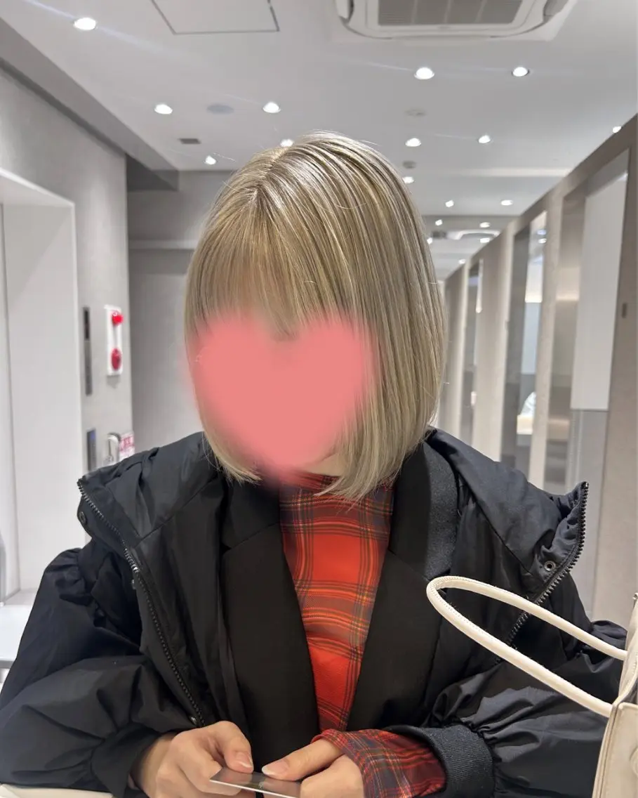 【🩵初カラーの方🩵】ブリーチカラー＋ケアカラー🌻¥12,000の写真