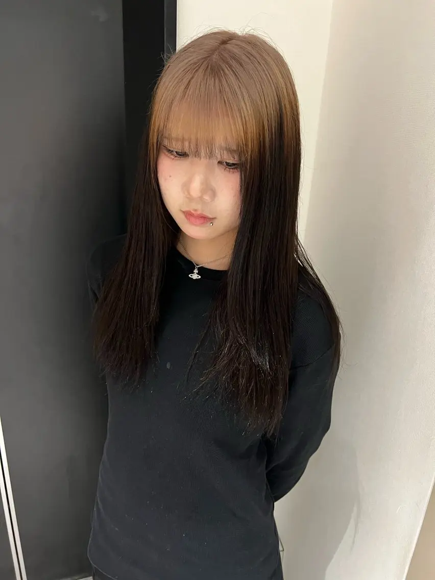 カラー ハイトーンカラー ayaka🫧 梅田ダブルカラーのヘアスタイル