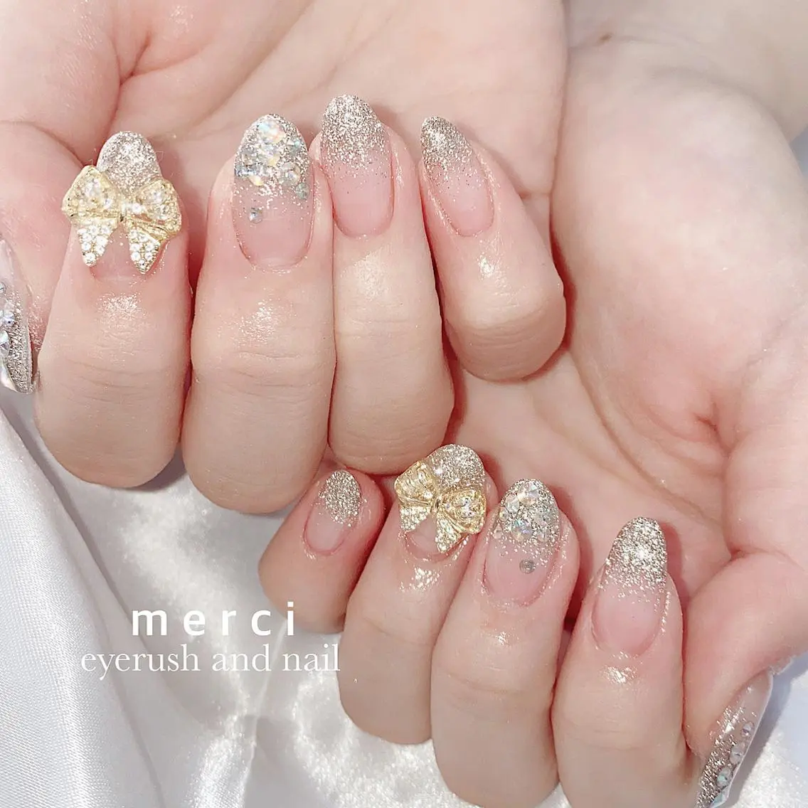 ネイル クリアネイル フラッシュネイル フレンチネイル 韓国ネイル マグネットネイル merci nailのネイルデザイン