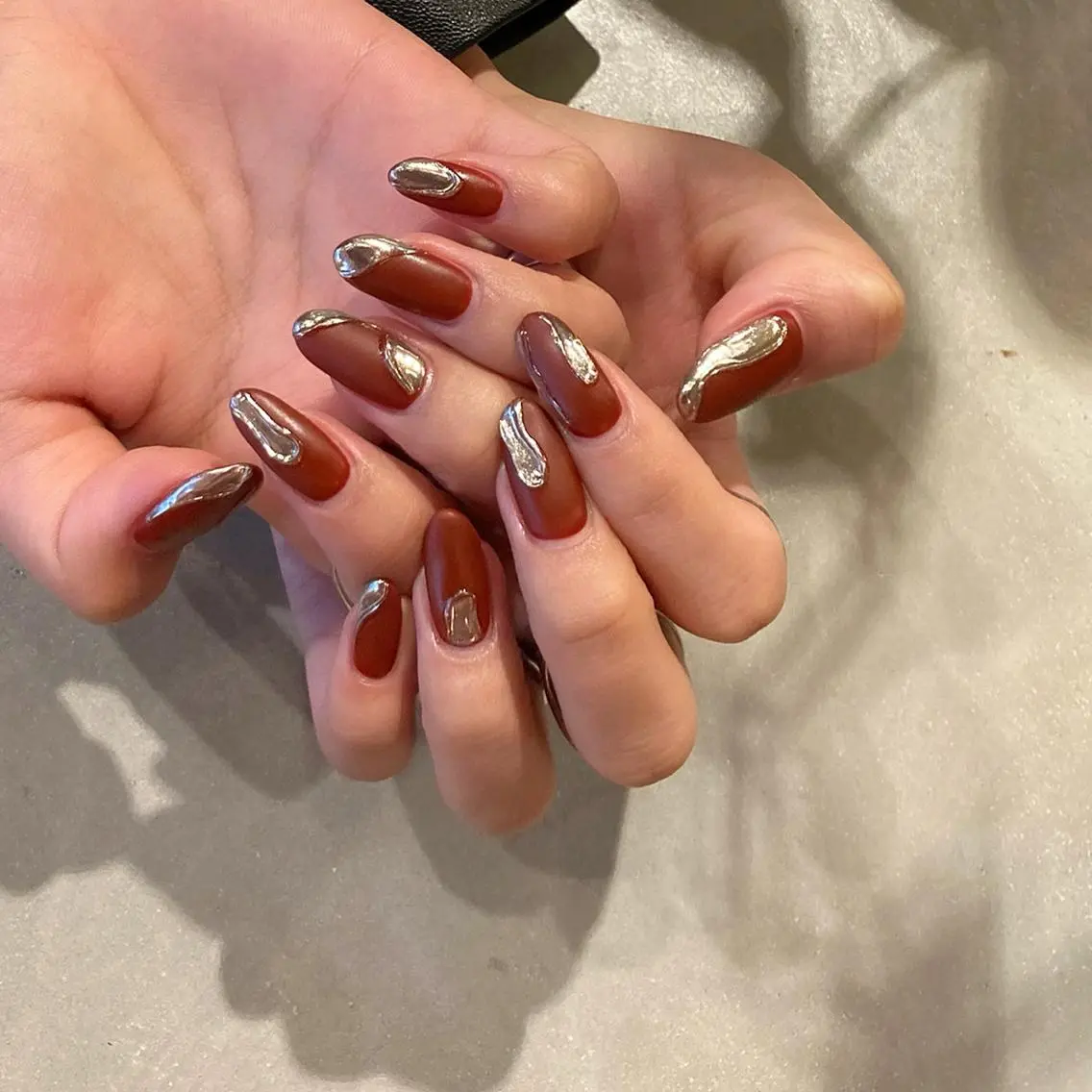 ネイル アートネイル 長さ出し ジェルネイル マットネイル ミラーネイル ハンドネイル nail salon Soeurのネイルデザイン