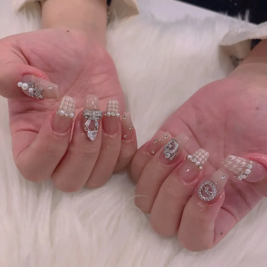 ネイル ハンドネイル Tinaネイル 難波のネイルデザイン