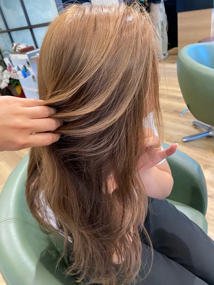 ロング カラー ハイトーンカラー 中尾 綺のヘアスタイル