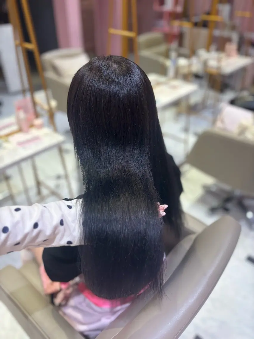 ロング 🎀RINA艶カラー ／大人っぽガーリーのヘアスタイル