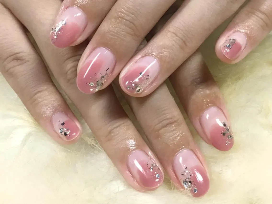 ネイル ニュアンスネイル ハンドネイル Yuika. hのネイルデザイン