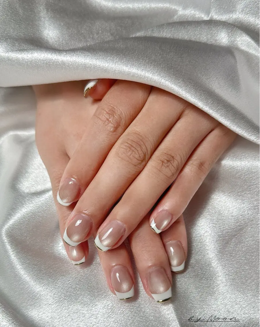 ネイル フレンチネイル マグネットネイル Moon Nailsのネイルデザイン