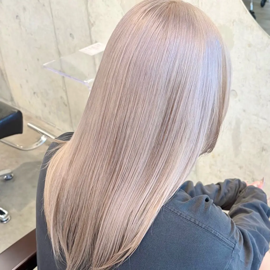 セミロング カラー パーマ メンズ ヘアカラー ⭐️ハイトーン⭐️ 💕SAKURA💕のヘアスタイル