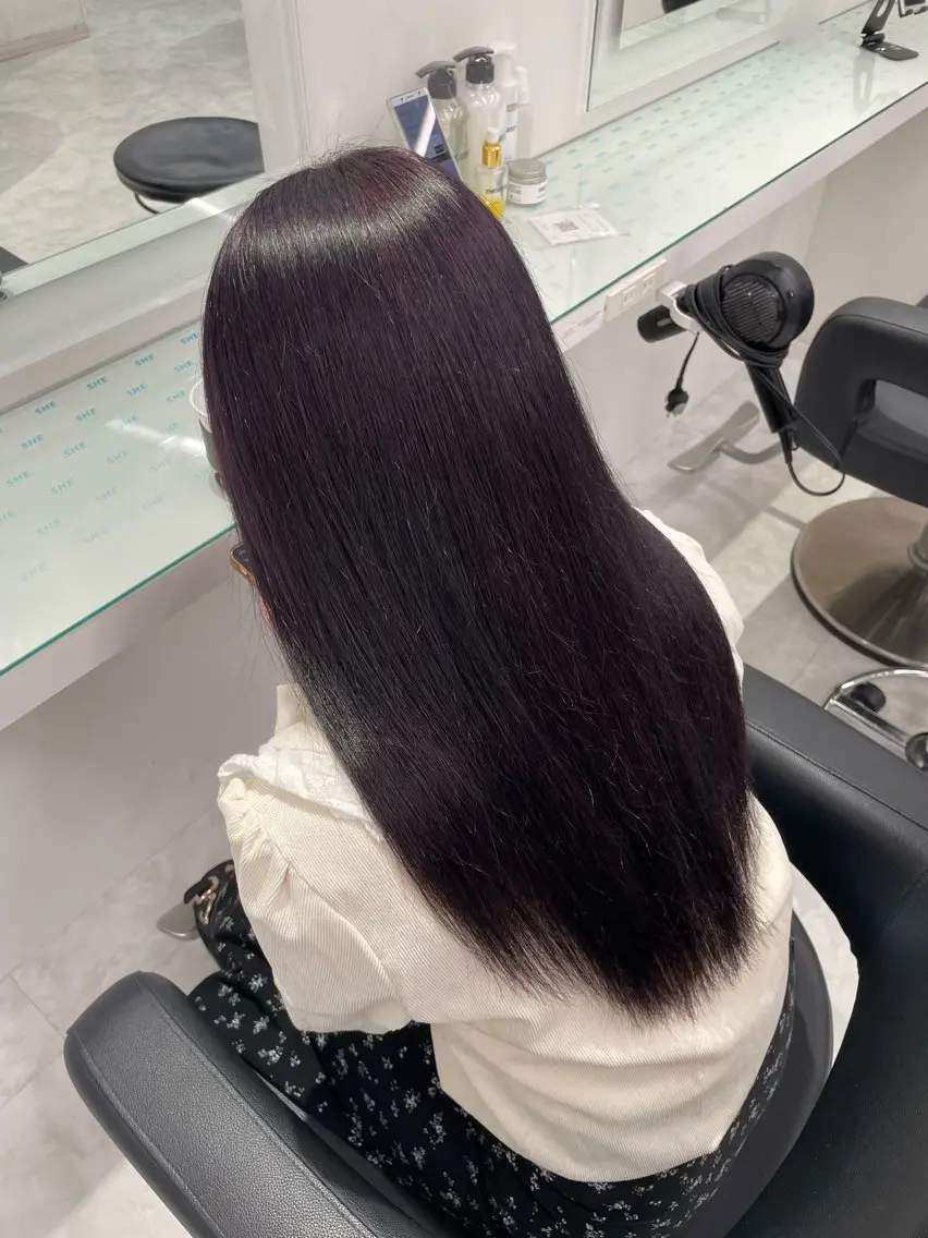 ロング カラー ヘアカラー トリートメント トレンド暖色ヘア🍒 miu🍒のヘアスタイル